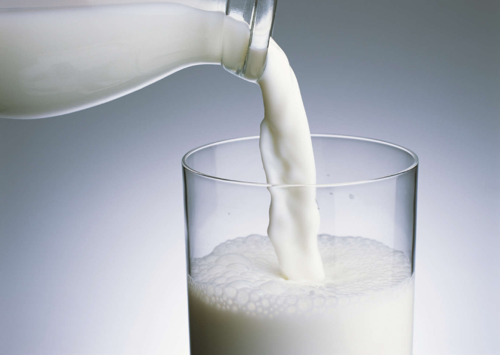 piena proteīns izraisa pinnes