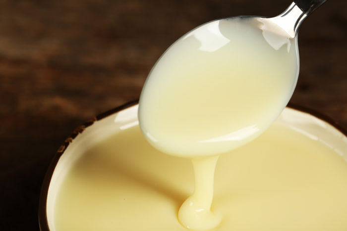 dzert saldinātu kondensēto pienu