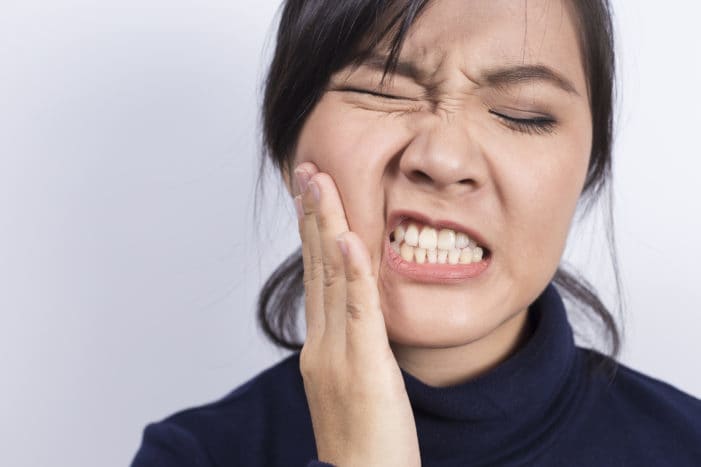 badošanās, kad zobu sāpes Mefenamic Acid zāles