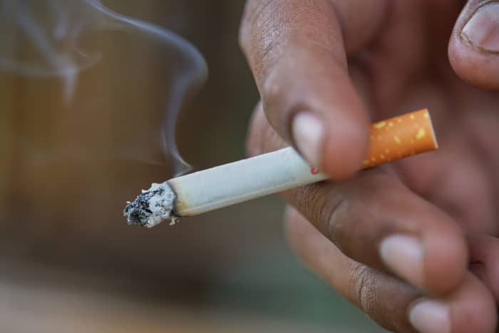smēķēšanas draudi padara reimatisku recidīvu